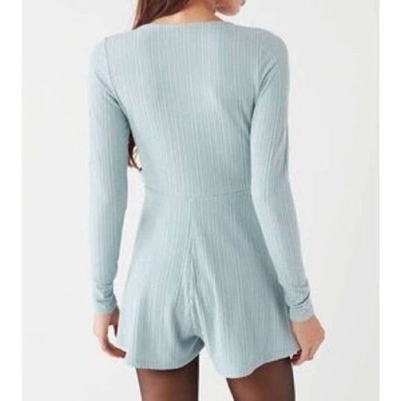 Urban Outfitters Briella Wrap Romper Blue Medium - Picture 2 of 7